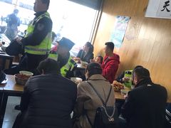 -二牛丸子汤(杏花岭店)