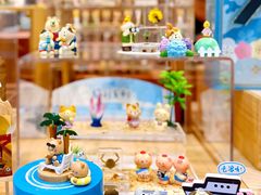 -猫的天空之城概念书店(杭州南宋御街店)