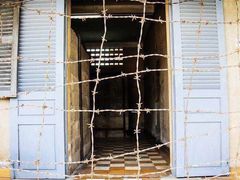 -吐斯廉屠杀博物馆