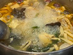-一席地·本地鸡窝·杭帮鸡火锅(萧山银隆百货店)