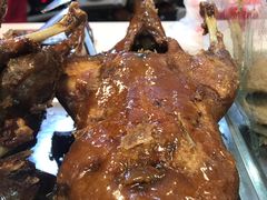 -王浩儿纪六孃甜皮鸭(凌云大厦店)