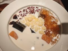 -RUXU入续糖水铺与包(卓悦中心店)