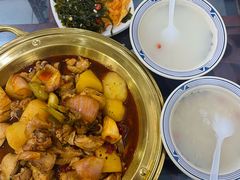 -牛一嘴·兰州牛肉面·大盘鸡(财富中心店)