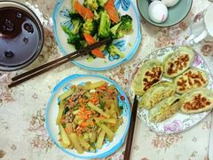 -乐禧母婴全自营月嫂(宝山店)