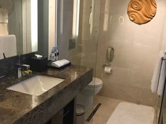 -青岛海尔洲际酒店