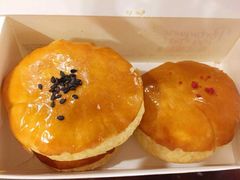 豆沙馅老婆饼-味多美(望京店)