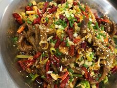 鸭下巴大锅-嘎嘎鸭下巴·爆辣干锅(明教寺店)