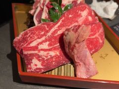 -铭牛烧肉·和牛海鲜自助(高新月牙湖店)