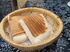 -八两八金·莱芜特色炒鸡(市南漳浦路店)