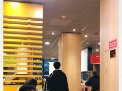 -麦当劳(杭州西湖银泰百货店)