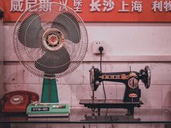 -财二舅火锅招待所