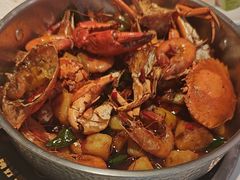 -七欣天香辣蟹火锅(闵行浦江欢乐颂店)
