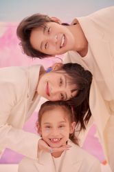 -至臻微拉婚纱摄影