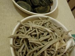 -洞庭洲·防空洞火锅·烧烤·铜锅涮肉(新百广场店)