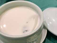 生磨杏汁炖白肺-誉八仙粤菜(万象天地店)