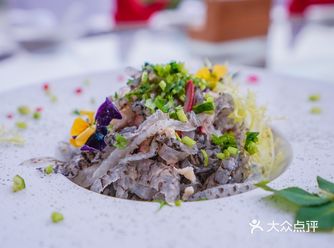 味道比较清淡颇有粤菜的风味