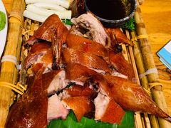 -老滇山寨•云南特色菜•地方菜•民族风情歌舞表演(金碧店)