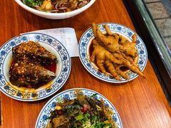 白家肥肠粉-爆炸头阿姨小四川正宗川味小吃(无任何分店)