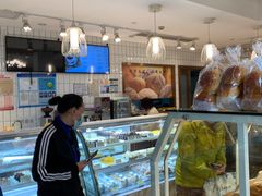 面包甜点陈列柜-老大昌(淮海中路店)