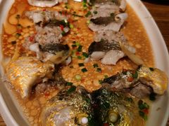 芋泥肉汁蒸黄鱼-肴约·花园式餐厅(湖里店)