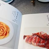 妈啊~好久这么多人排队了