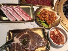 -炙城·韩式烤肉(南京东路店)