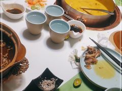 -洪氏嗨捞·猪肚鸡火锅(阳光天地店)
