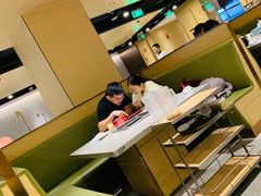 -海底捞火锅(凯德广场店)