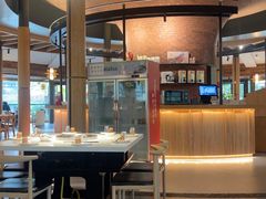 -茅草房·河畔园林火锅