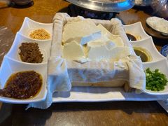 一块豆腐-95号酱骨·一块豆腐(展春园西路店)
