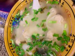 凤尾小馄饨-小街天府