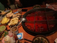 -周小明火锅(黑金冠社区店)