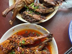 -盐府老街兔(三八路店)