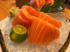 三文鱼刺身-水之惠鲜鱼料理(王府大街店)