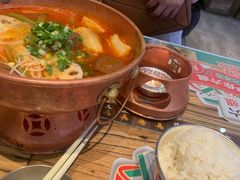 -成都你六姐·牛肉冒菜(上海环宇荟店)