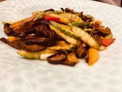 -宏达宴老菜馆(群力第四大道店)