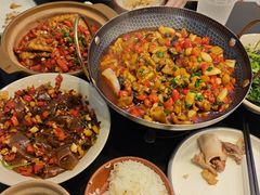 干锅牛蛙-潇湘阁(望京SOHO店)