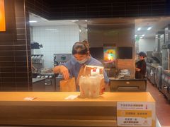 -麦当劳(中山公园龙之梦店)