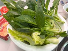 -苗岭鱼乡贵州凯里红酸汤鱼火锅