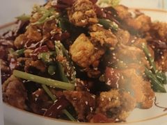 馕丁炒乳鸽-葡萄集|滋味新疆菜·精酿酒馆(瑞豪酒店)