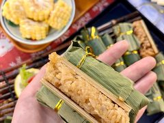 -刘姐啤酒鱼民族演艺餐厅(西街总店)