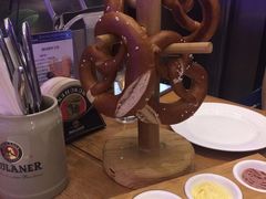 特色面包圈（4p）-PAULANER普拉那德国啤酒花园(千玺广场店)