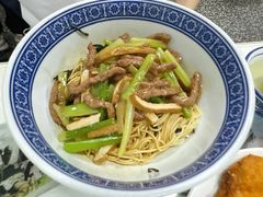 -沪西老弄堂面馆(定西路店)