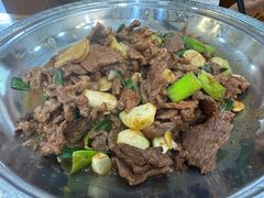 干锅黄牛肉-李东农庄(中南百草园地标店)