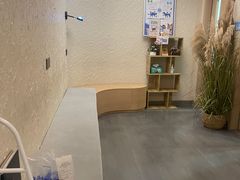 -阿荣24H宠物医院·综合型转诊中心·CT·核磁影像中心