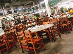 大堂-四川小胡子海鲜(丁村万人海鲜广场店)