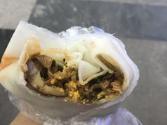 -老王芙蓉蛋卷饼(万达店)