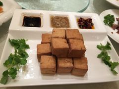 -津城食府(大理道店)