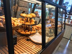 -Dough&Joe团憩(瑞虹天地月亮湾店)