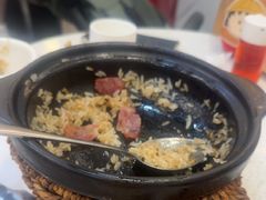 招牌腊味煲仔饭-TS-甜蜜蜜港式茶餐厅(虹梅店)